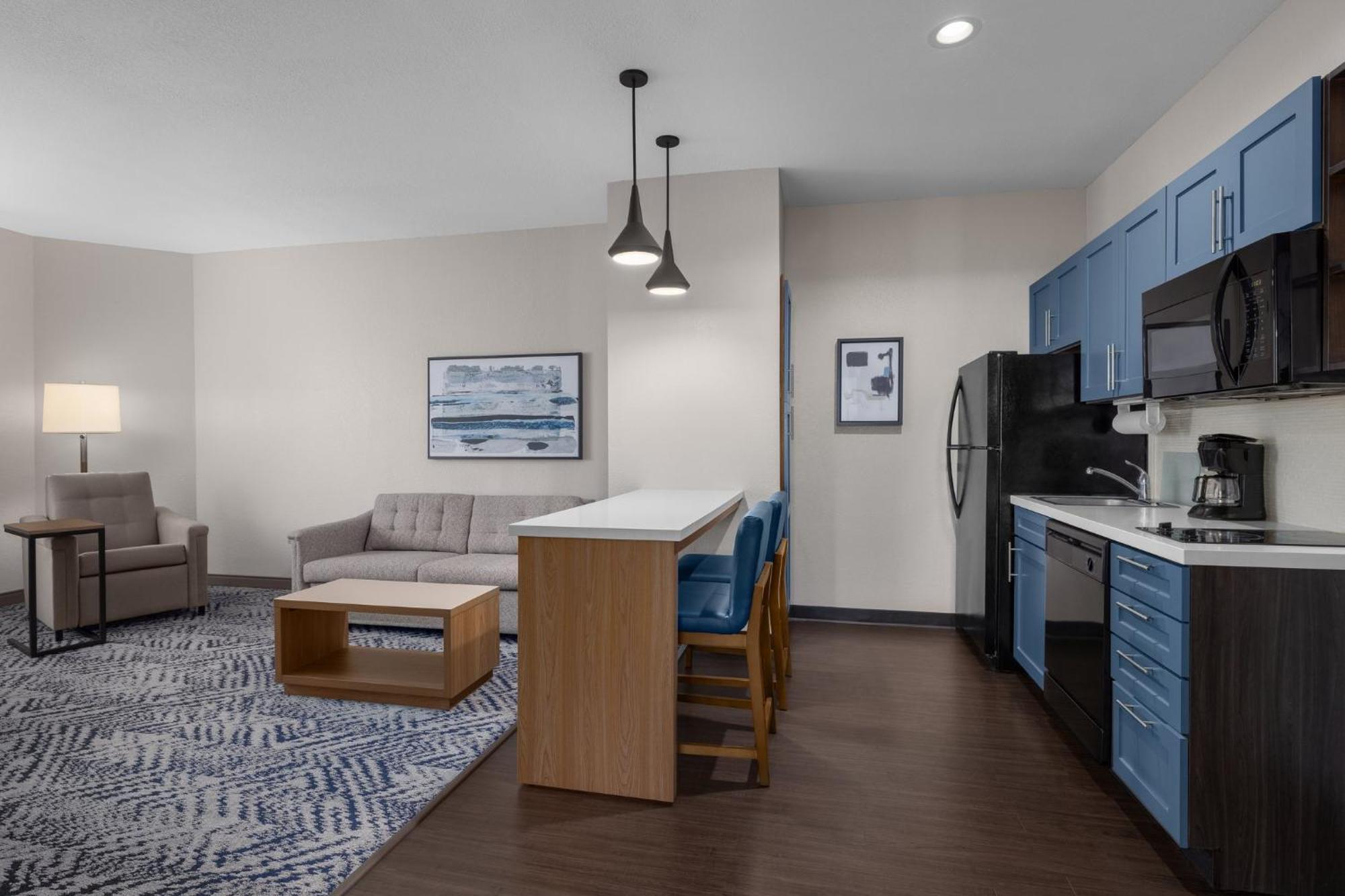 Candlewood Suites Alexandria By Ihg Buitenkant foto