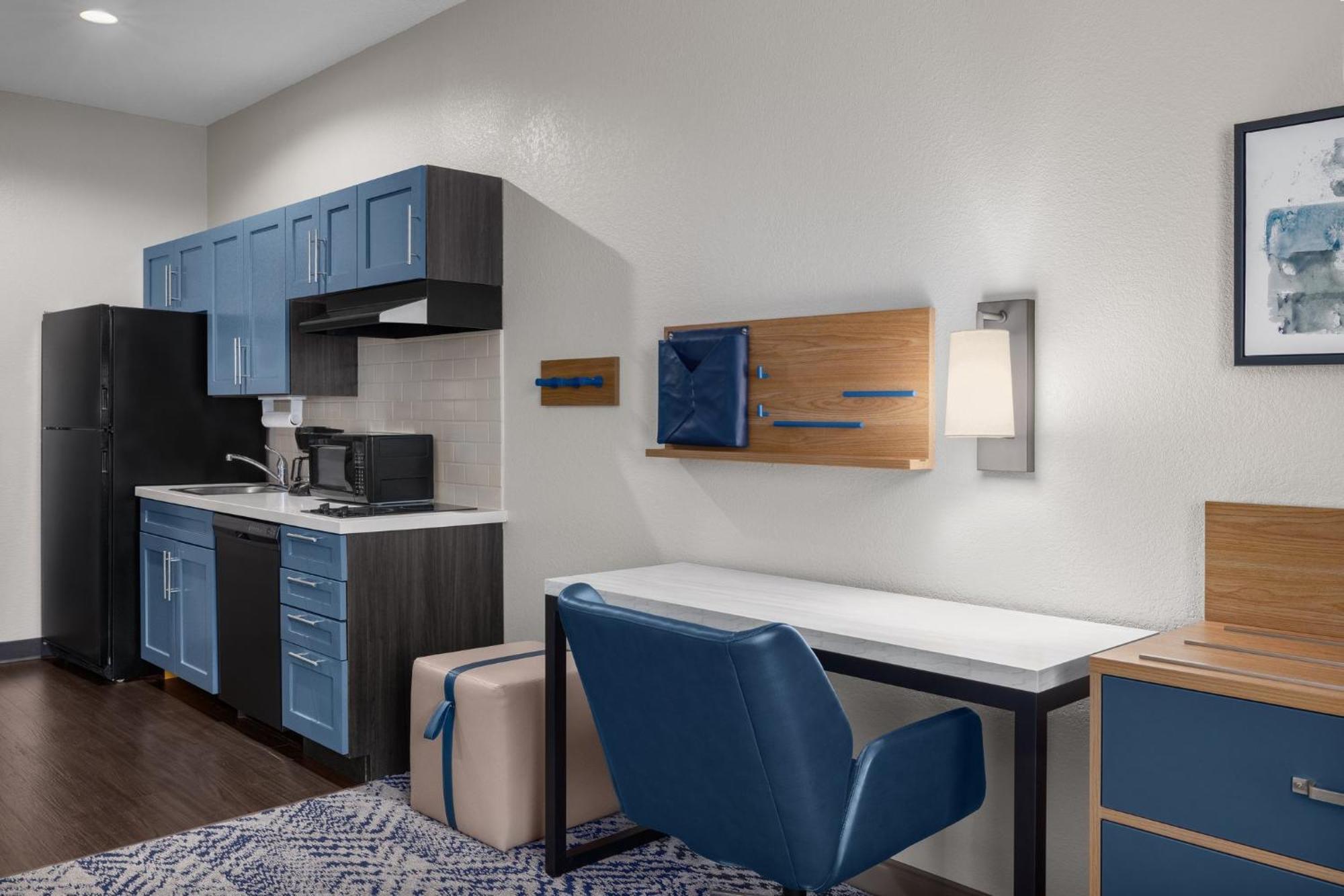 Candlewood Suites Alexandria By Ihg Buitenkant foto