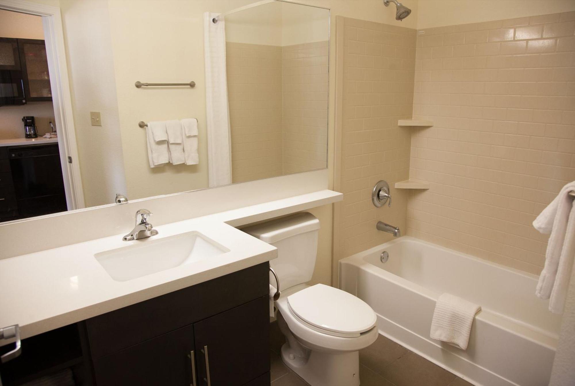 Candlewood Suites Alexandria By Ihg Buitenkant foto