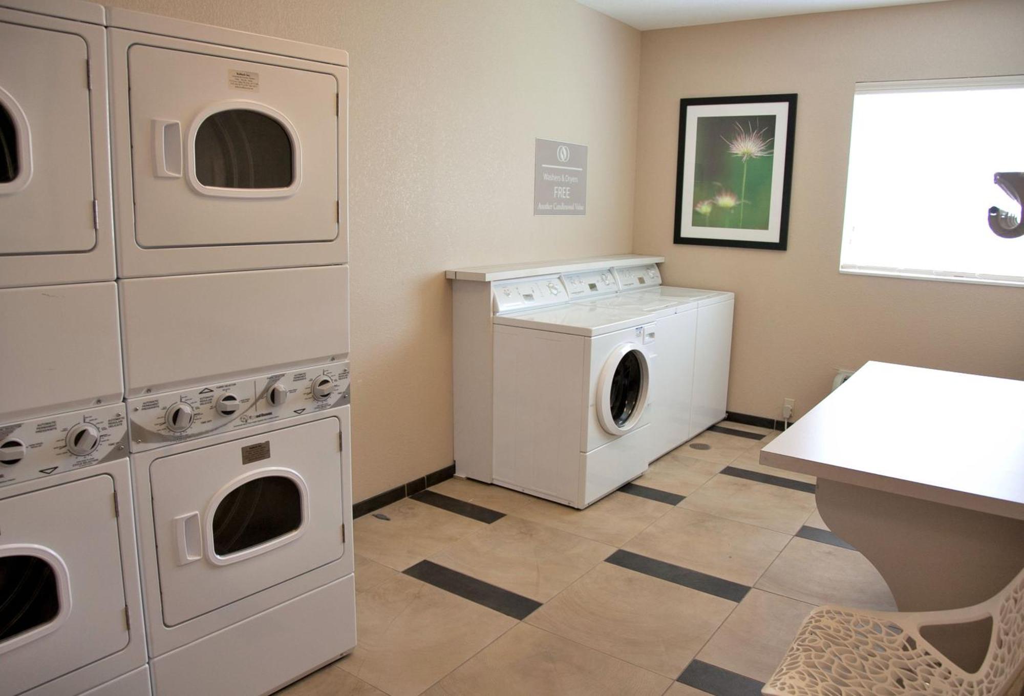 Candlewood Suites Alexandria By Ihg Buitenkant foto